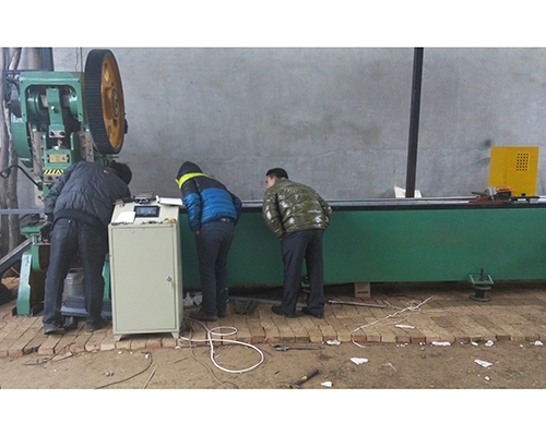 杭州数控角钢法兰生产线-冲床式